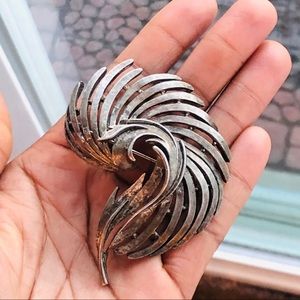 Vintage Oscar Dela Renta Fern Brooch